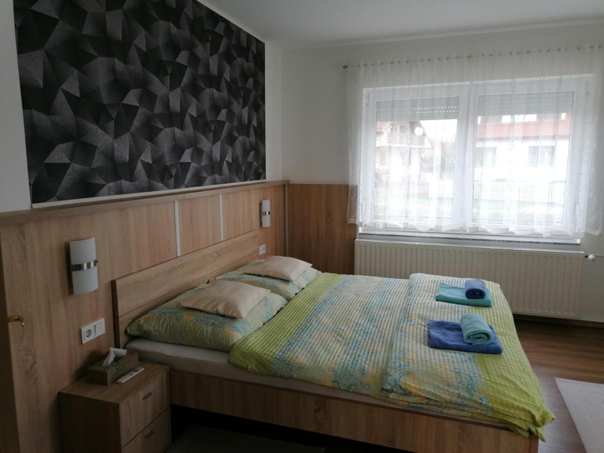 Kata vendégház Bük Esterno foto