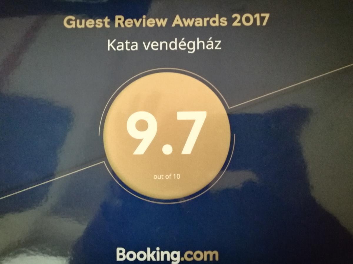Kata vendégház Bük Esterno foto
