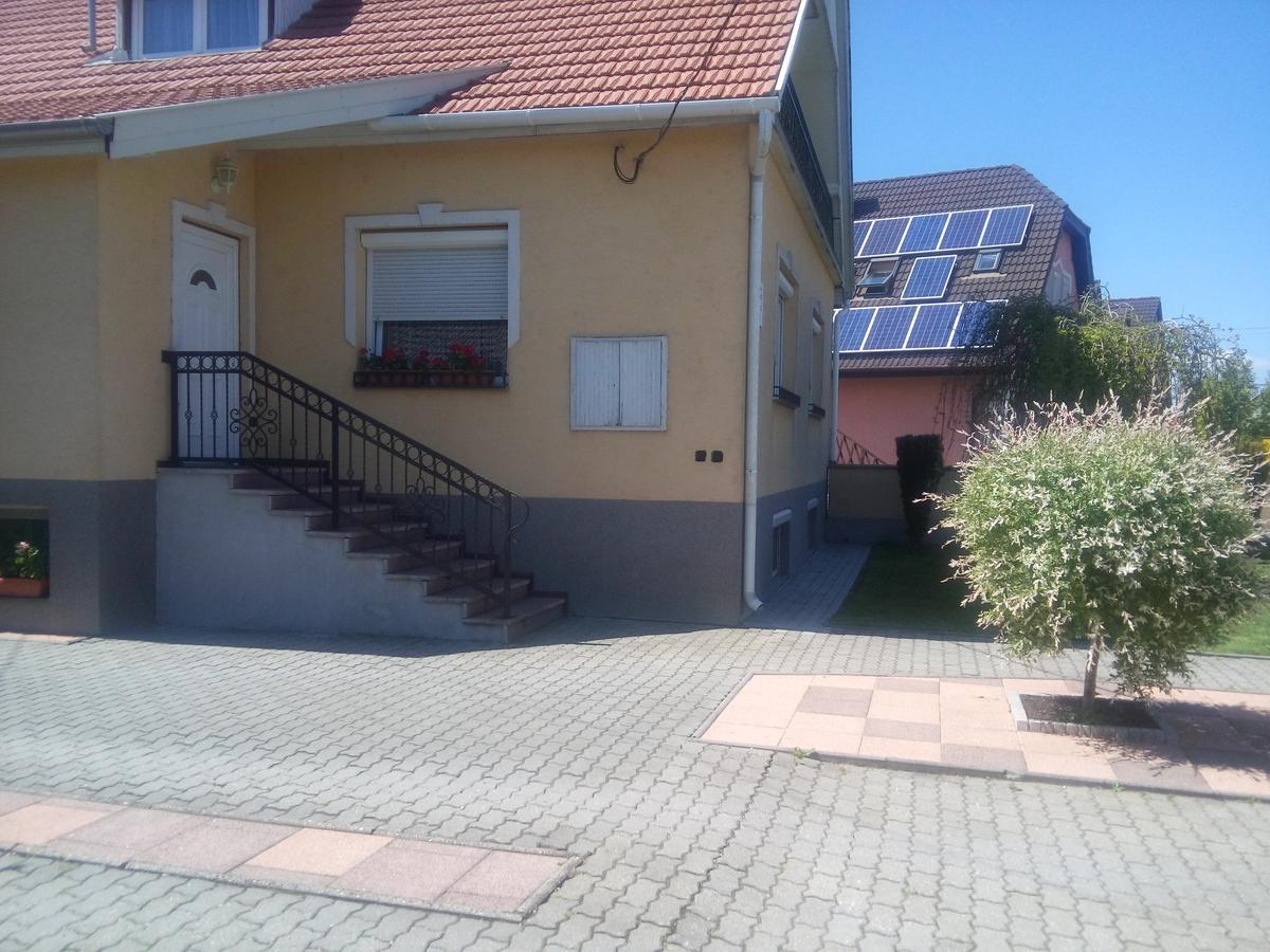 Kata vendégház Bük Esterno foto
