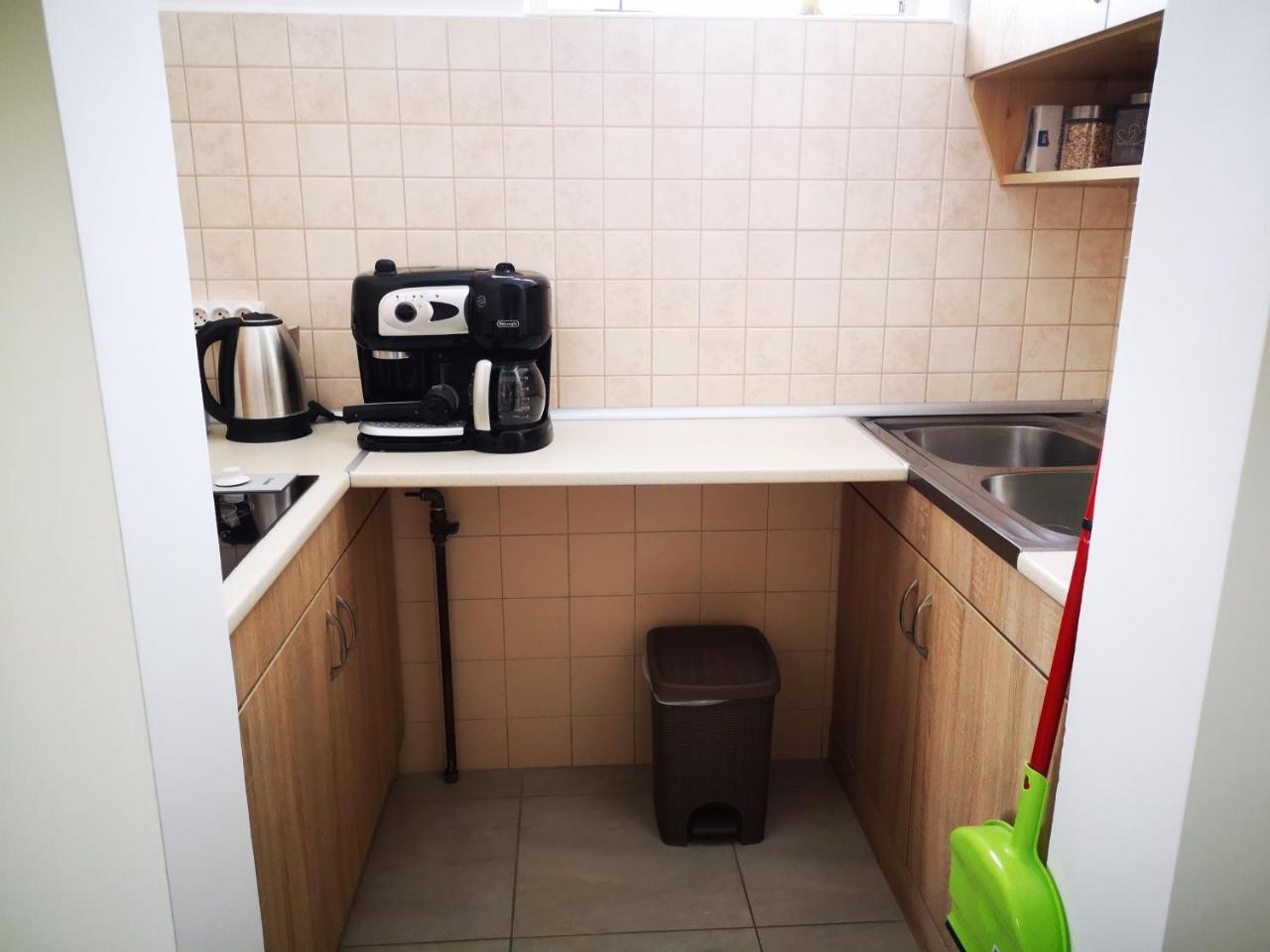 Kata vendégház Bük Esterno foto